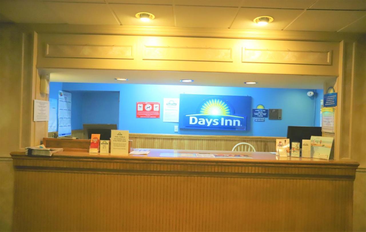 Days Inn East Stroudsburg Extérieur photo